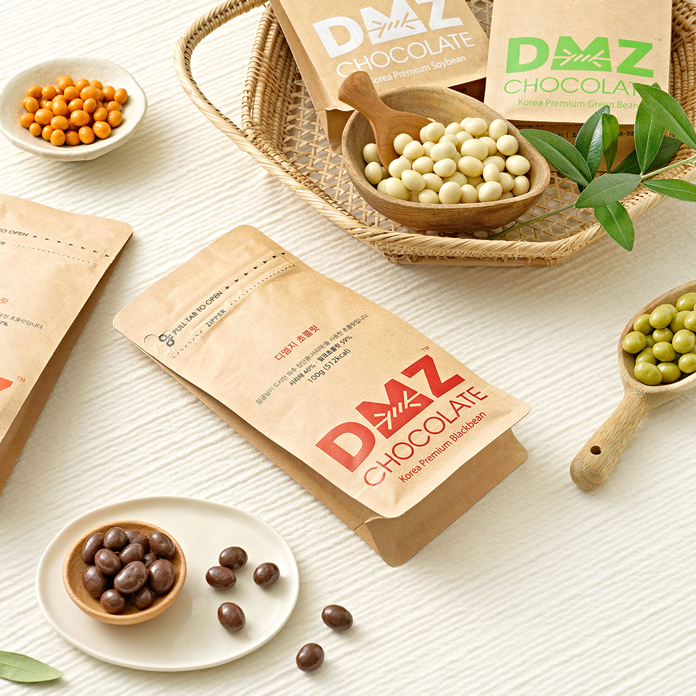 [경제강대][DMZ 드림푸드] 파우치 장단콩 초콜릿 (밀크 서리태, 화이트 백태, 녹차 청태, 오렌지 약콩) 100g