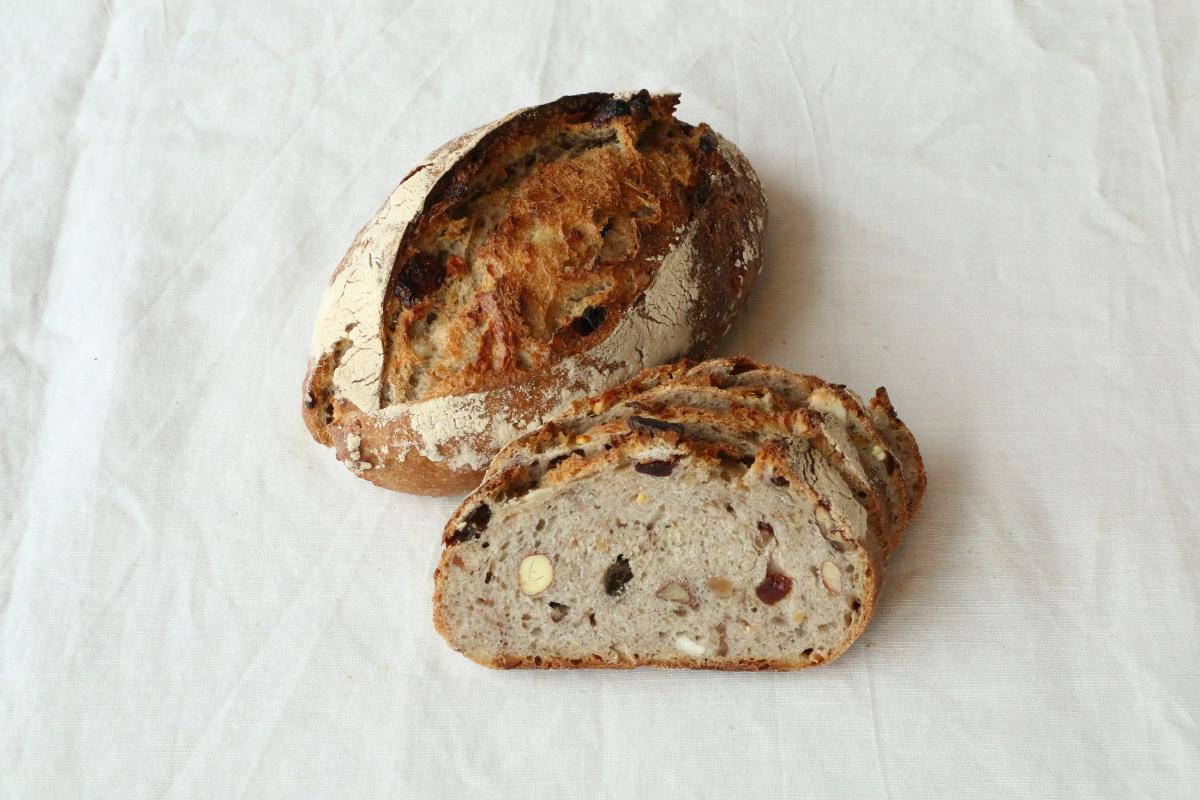 [100% 국산밀] 우리밀 9가지 견과&건과일 깜빠뉴(비건)