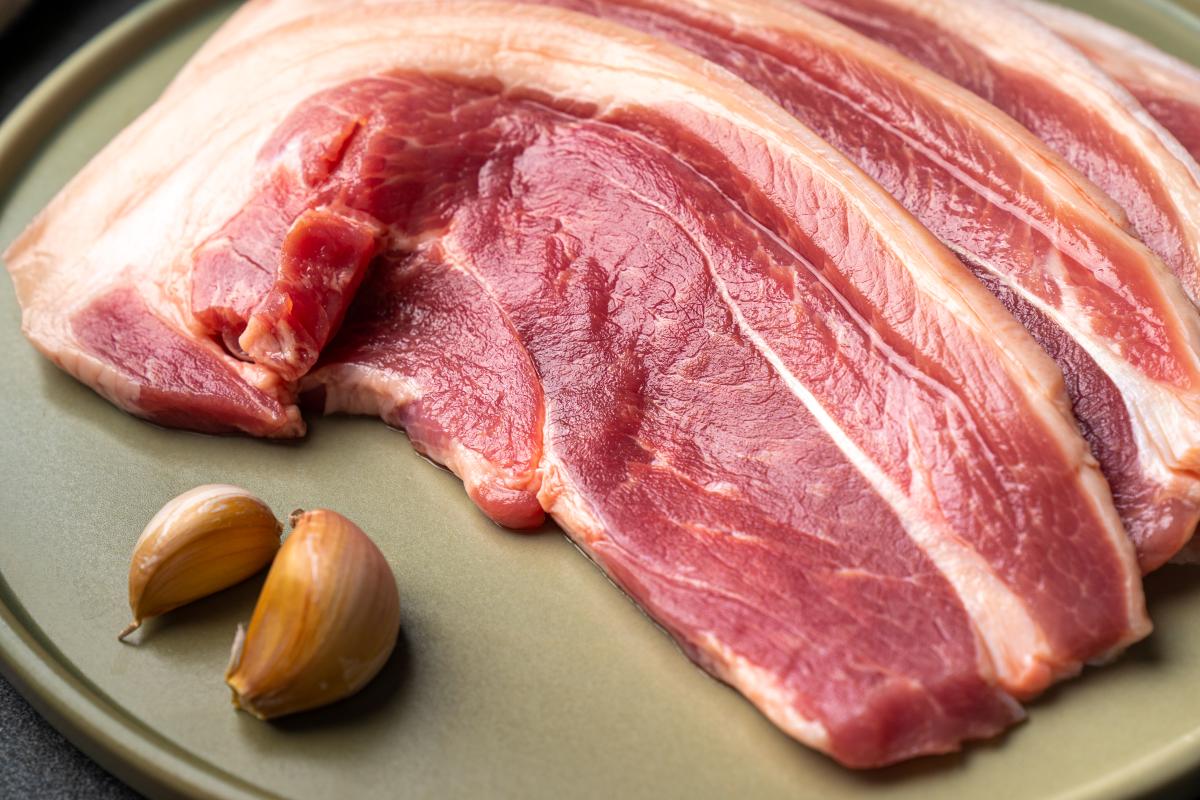 [지리산산골흑돼지] 지리산 흑돼지 앞다리살 500g (구이용, 수육용, 불고기용, 찌개용) -주식회사농업회사법인육지리-차세대 판로플랫폼 스토어(STORE) 36.5