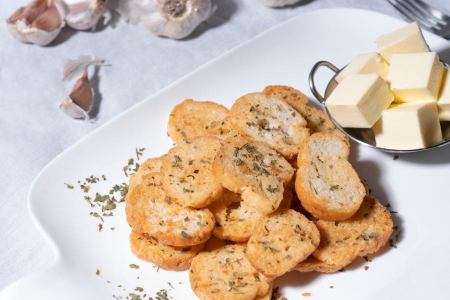 우리밀 마늘빵 바게트 과자 갈릭토스트 광주브런치 광주빵집 빵납품 틔움긴생각-사단법인 틔움복지재단-차세대 판로플랫폼 스토어(STORE) 36.5