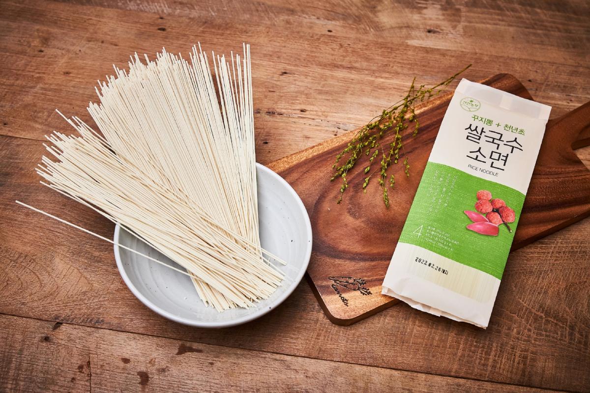 건전농부 꾸지뽕천년초 쌀국수 소면 400g