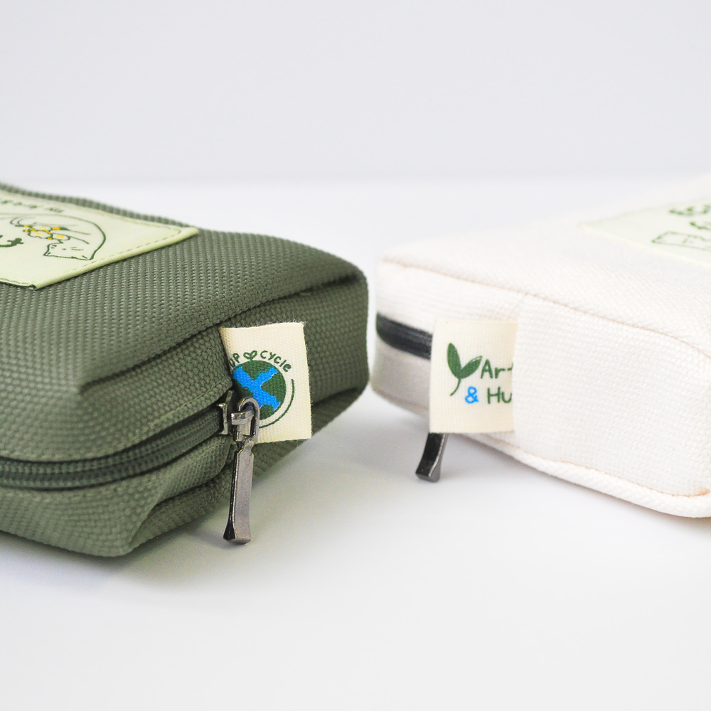 페트병 업사이클링 rPET 담비 파우치 L-주식회사 아트앤허그-차세대 판로플랫폼 스토어(STORE) 36.5