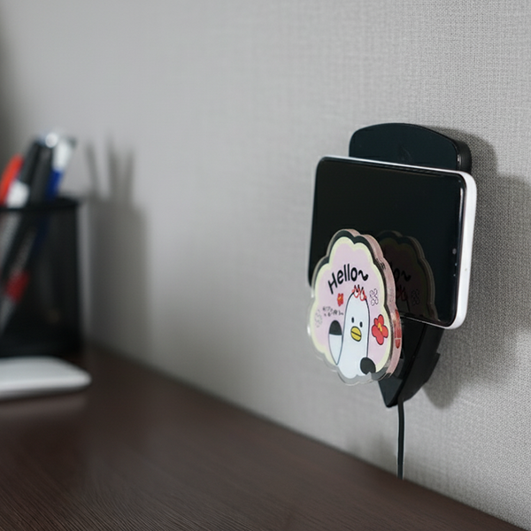 벽걸이형 핸드폰 무선 충전 거치대 월지플러스-인더라스주식회사-차세대 판로플랫폼 스토어(STORE) 36.5