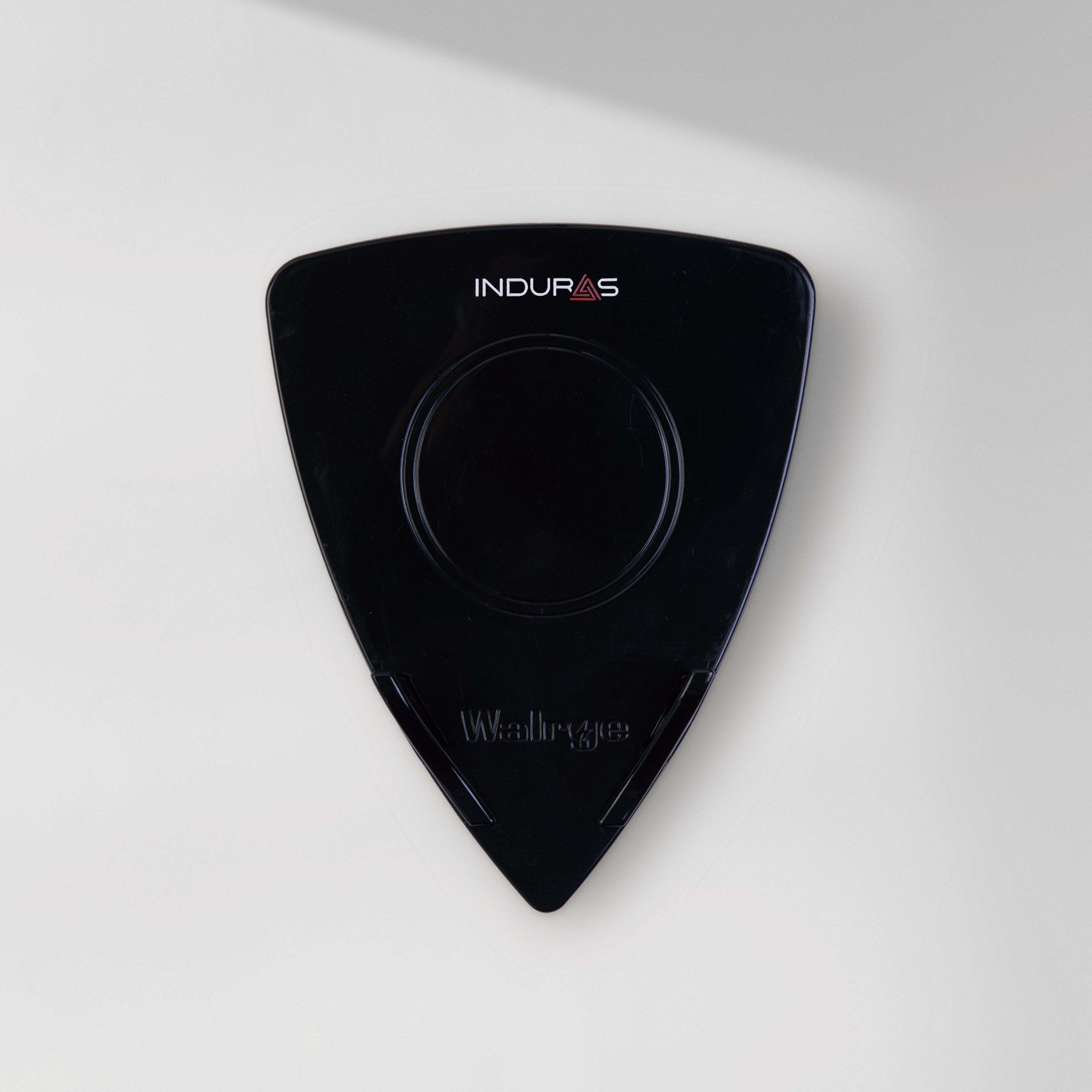 벽걸이형 핸드폰 무선 충전 거치대 월지플러스-인더라스주식회사-차세대 판로플랫폼 스토어(STORE) 36.5