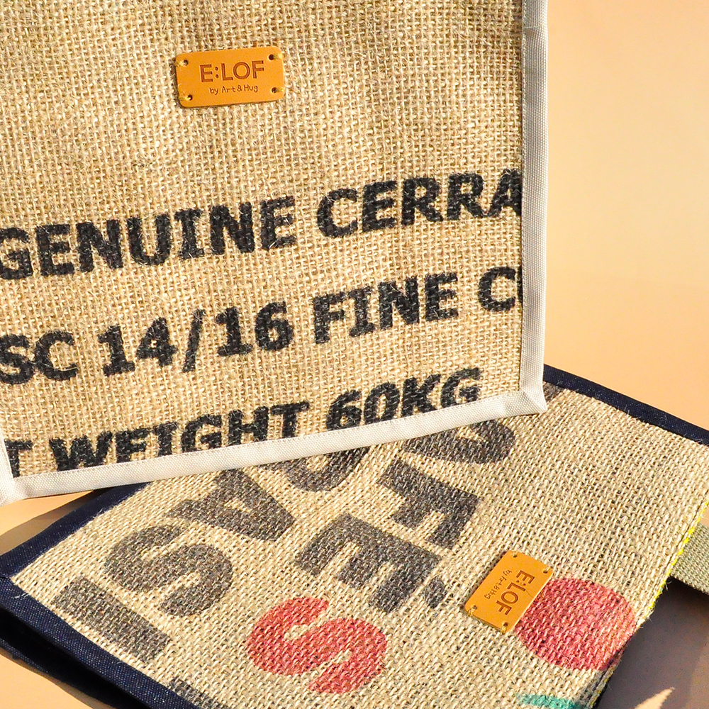 E:LOF 이롭 데일리 커피자루 토트백 리사이클링 rPET 핸드메이드 국내제작 핸드백-주식회사 아트앤허그-차세대 판로플랫폼 스토어(STORE) 36.5