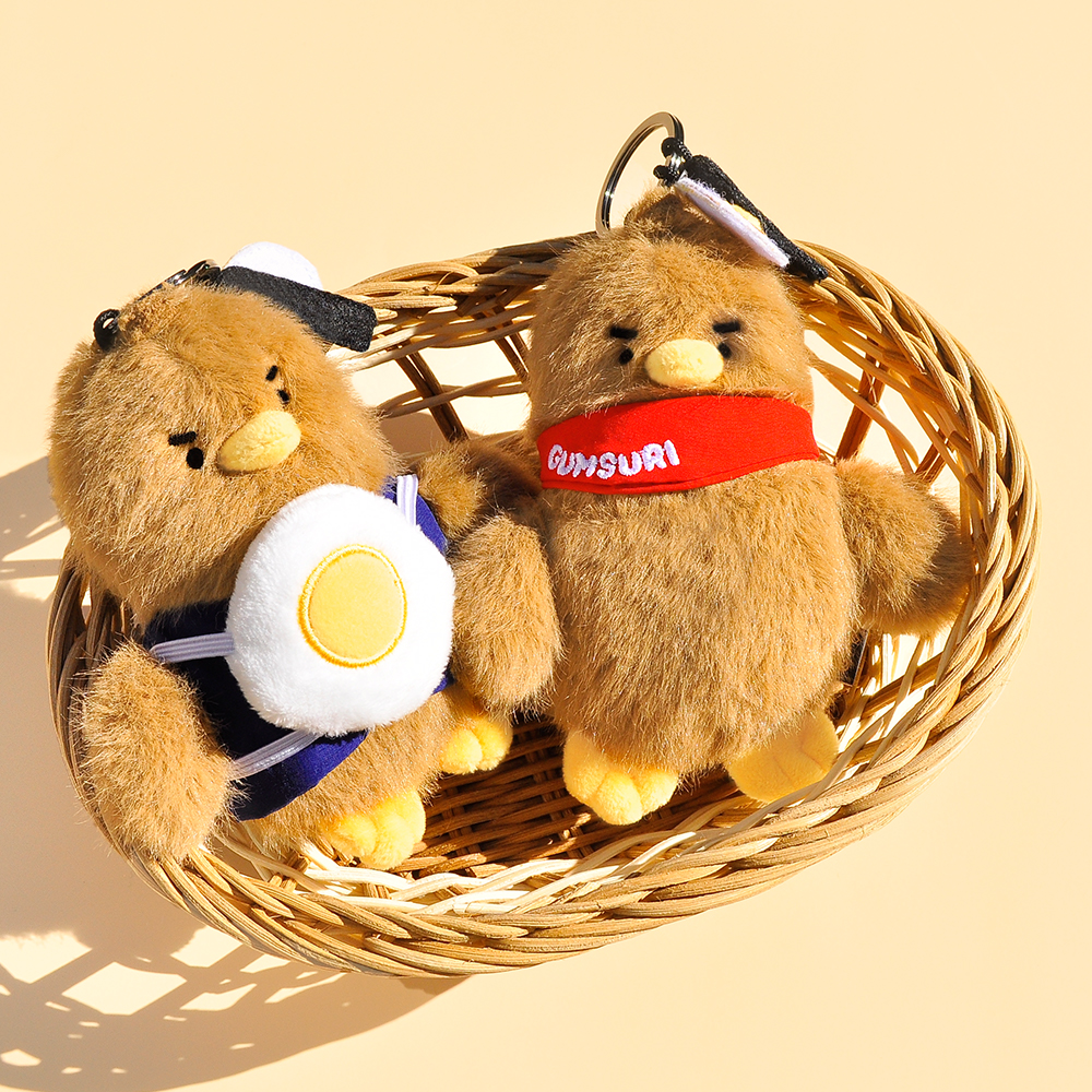 아트앤허그 검수리 인형 키링 멸종위기동물 캐릭터 업사이클링 커스텀 가방 열쇠고리-주식회사 아트앤허그-차세대 판로플랫폼 스토어(STORE) 36.5