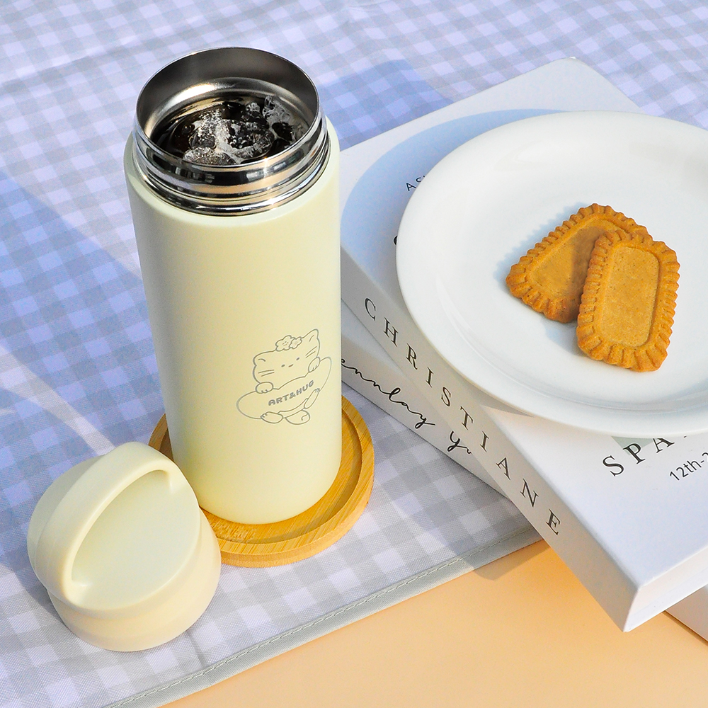 아트앤허그 지구수비대 스텐 텀블러 500ml 보온보냉 손잡이형 선물-주식회사 아트앤허그-차세대 판로플랫폼 스토어(STORE) 36.5