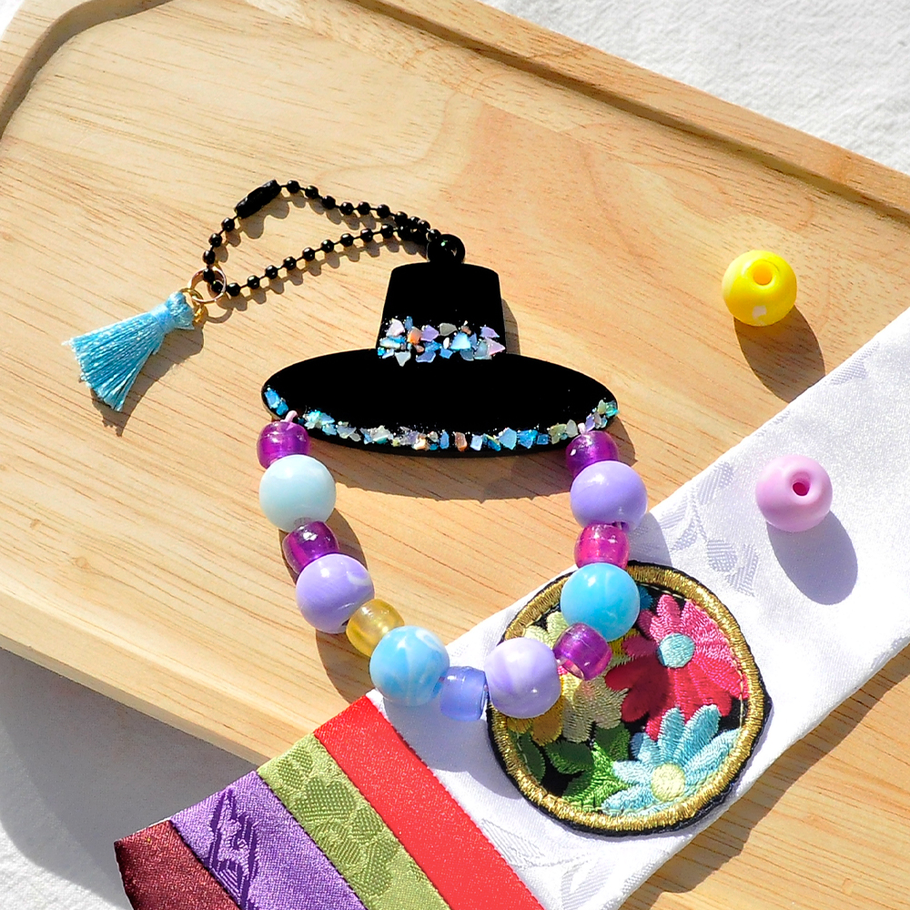 아트앤허그 전통 자개 갓 키링 만들기 K업사이클링 비즈 노리개-주식회사 아트앤허그-차세대 판로플랫폼 스토어(STORE) 36.5